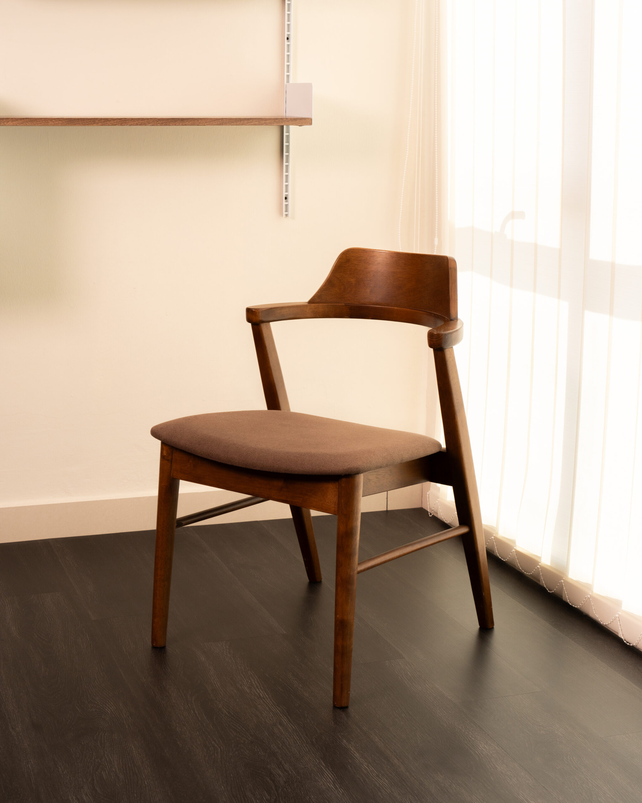 Photo 3. Heritage Chair